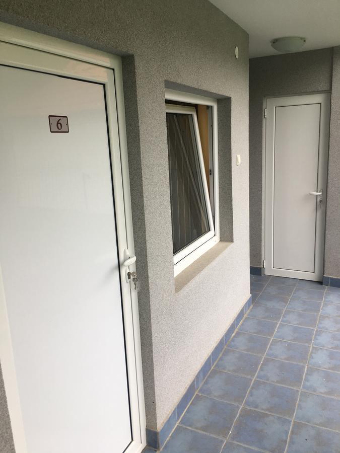 Banja Gornja Trepca-Smestaj Grof Extérieur photo